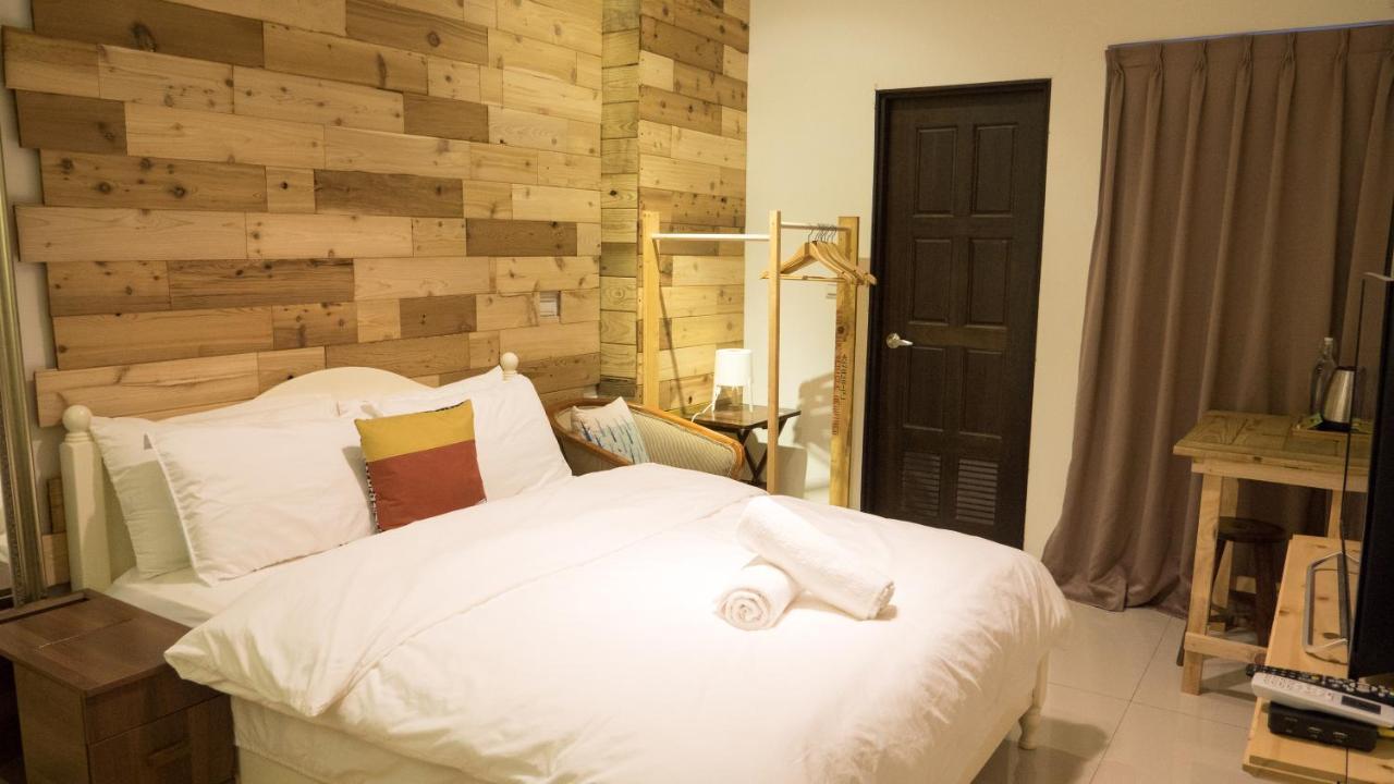 黑琵軼棧湖濱旅宿 K&B Happy Hostel Tainan Eksteriør billede