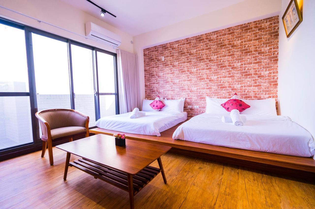 黑琵軼棧湖濱旅宿 K&B Happy Hostel Tainan Eksteriør billede