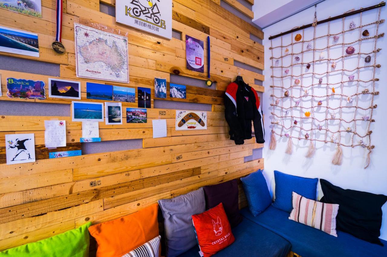 黑琵軼棧湖濱旅宿 K&B Happy Hostel Tainan Eksteriør billede