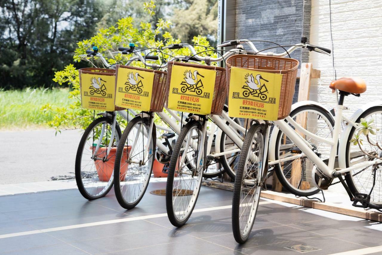 黑琵軼棧湖濱旅宿 K&B Happy Hostel Tainan Eksteriør billede