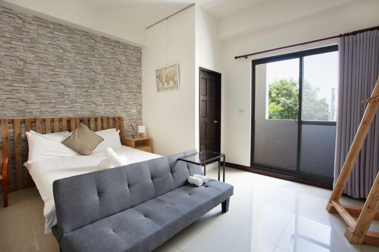 黑琵軼棧湖濱旅宿 K&B Happy Hostel Tainan Eksteriør billede