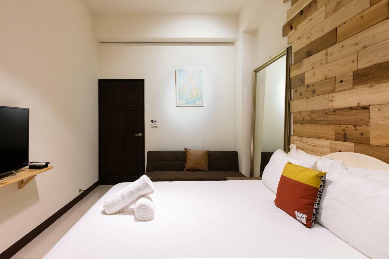 黑琵軼棧湖濱旅宿 K&B Happy Hostel Tainan Eksteriør billede