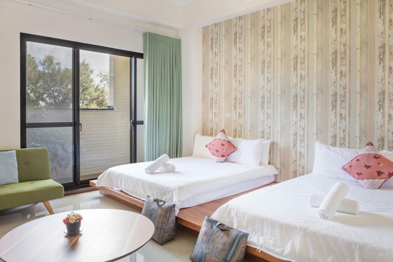 黑琵軼棧湖濱旅宿 K&B Happy Hostel Tainan Eksteriør billede