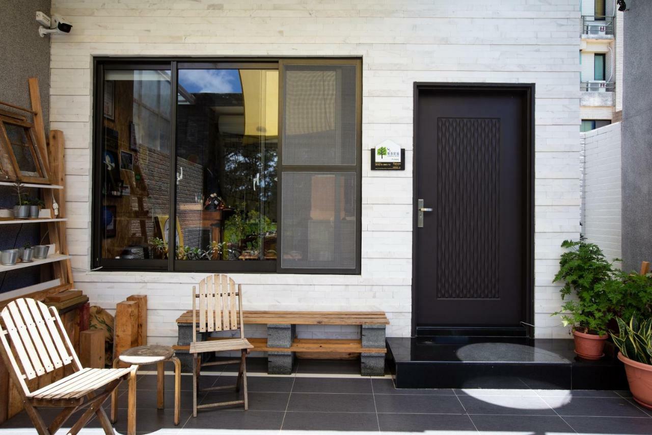 黑琵軼棧湖濱旅宿 K&B Happy Hostel Tainan Eksteriør billede