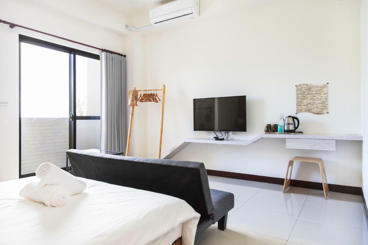 黑琵軼棧湖濱旅宿 K&B Happy Hostel Tainan Eksteriør billede