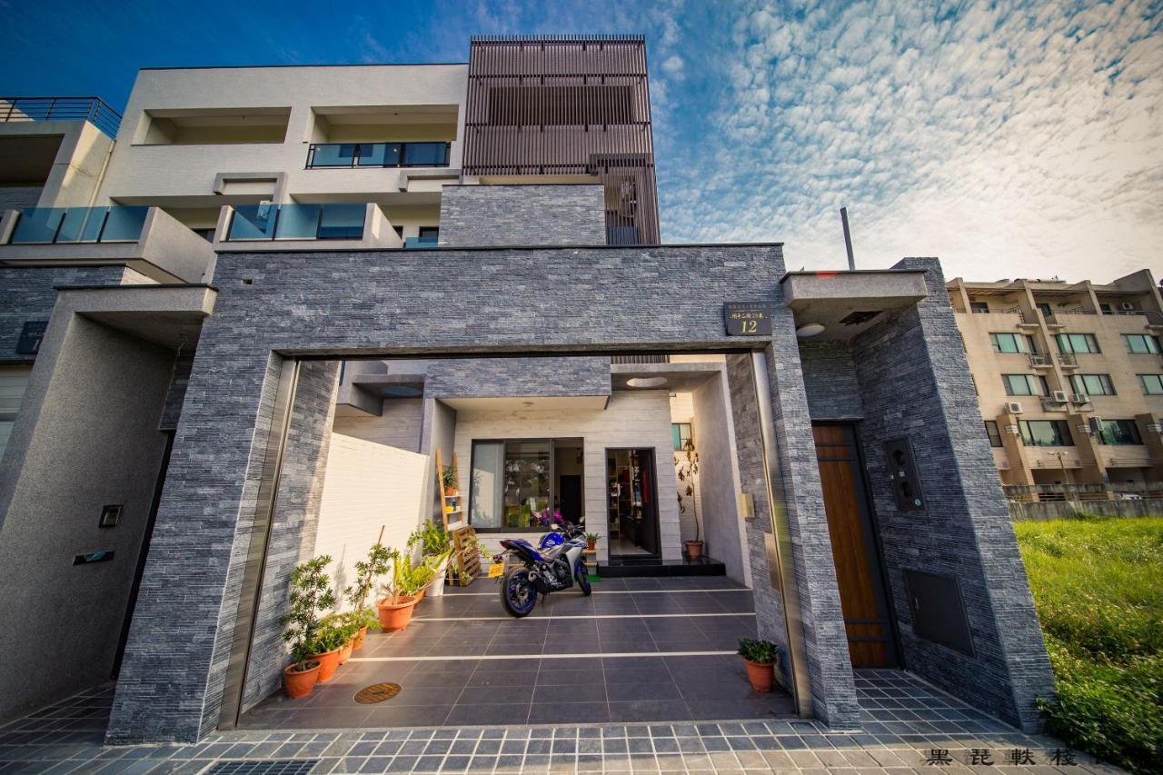 黑琵軼棧湖濱旅宿 K&B Happy Hostel Tainan Eksteriør billede